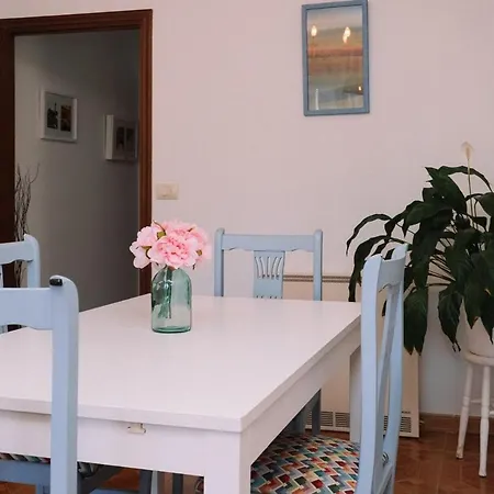 Apartment Balcon Magico En By *